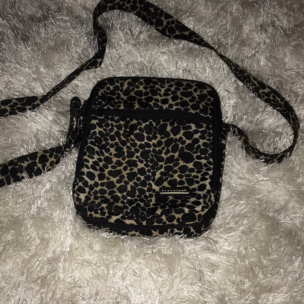 Travelon crossbody bag.